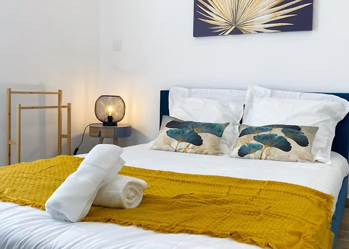 Elegant Climatise 'alma 2' - Coeur De - Wifi Fibre - Netflix